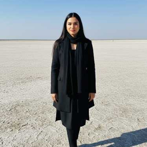Pari M. profile photo