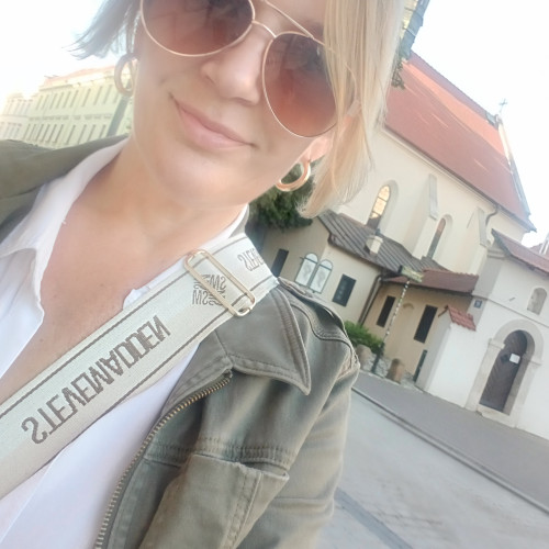 Angelika  C.