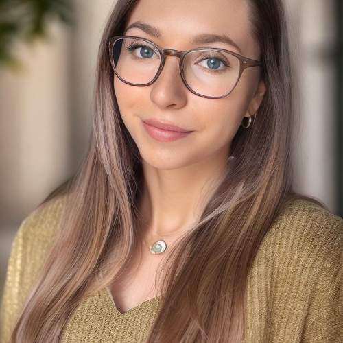 Laura L.