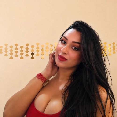 ibtissam b. profile photo