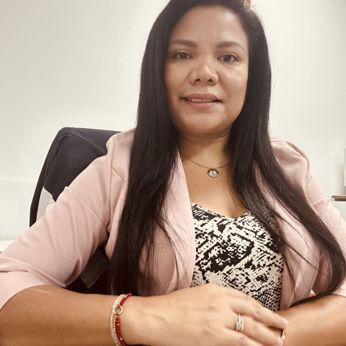 Victoria M. profile photo