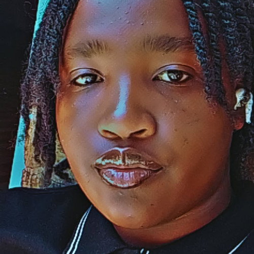 Khadhia E. profile photo