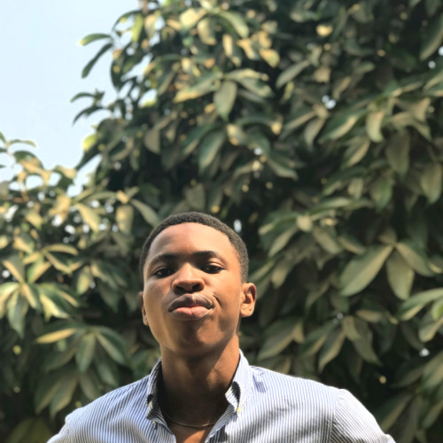 Charis  L. profile photo