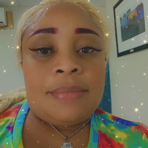 Sheneka  T.