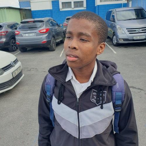 Hlomla  G.
