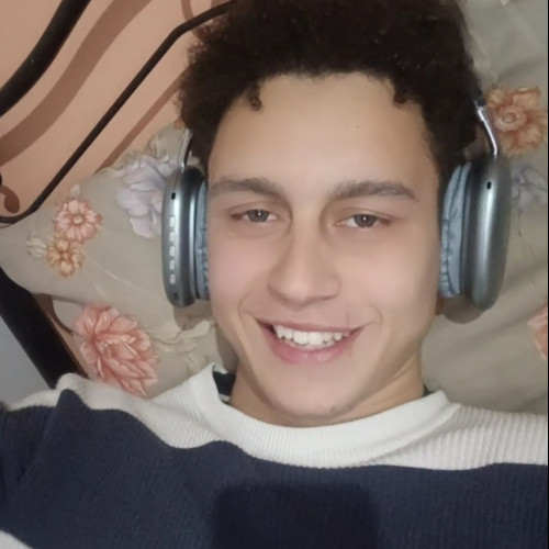 Ali l. profile photo