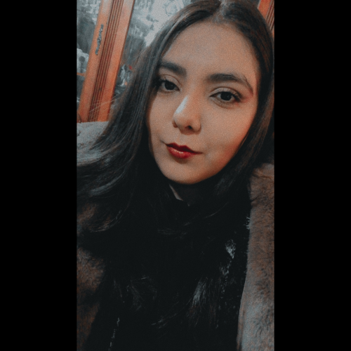 Valeria R.