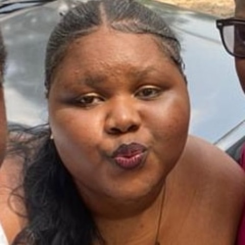 Lois isatu k.