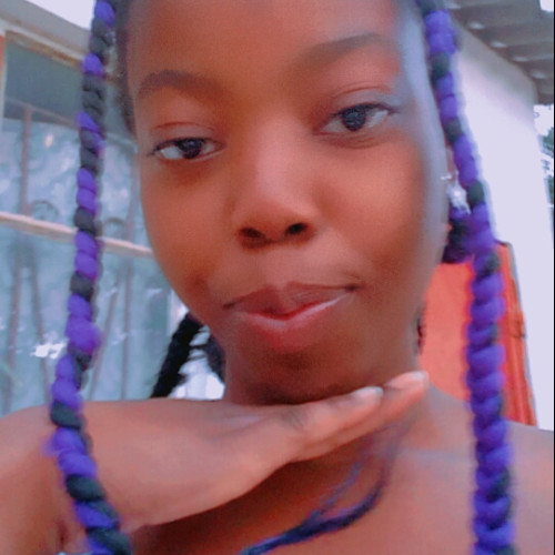 Esther L. profile photo