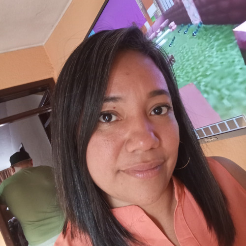 Andreyna R.