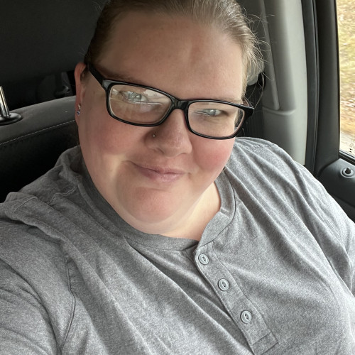 Nikki W. profile photo