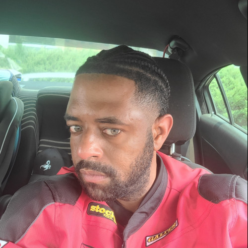WILLIAM R. profile photo