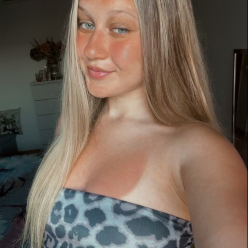 Bruna n. profile photo
