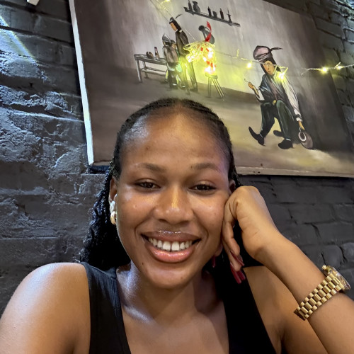 Esther M. profile photo