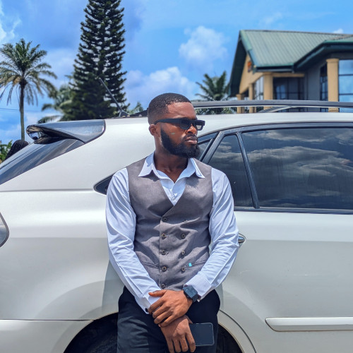 Dee U. profile photo
