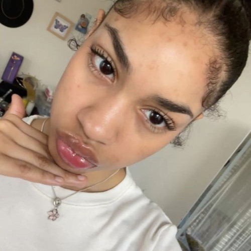 Mia S.
