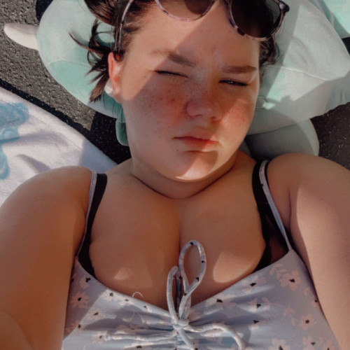 alli b. profile photo