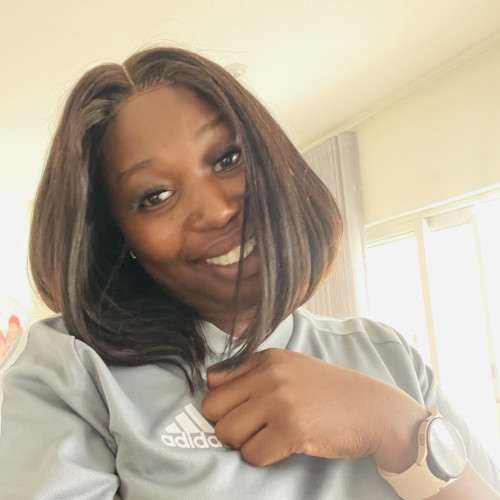 Ayanda S.