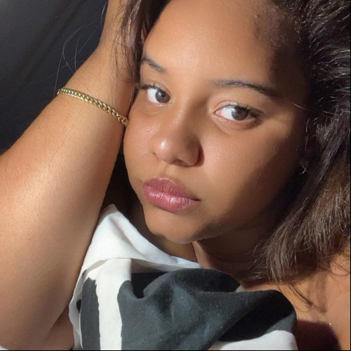 Francela  R. profile photo