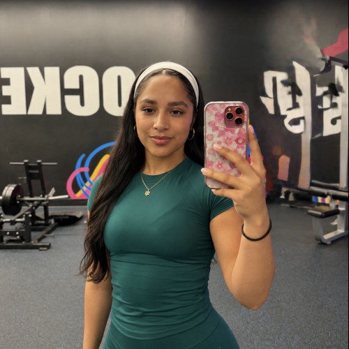 Mariana R. profile photo