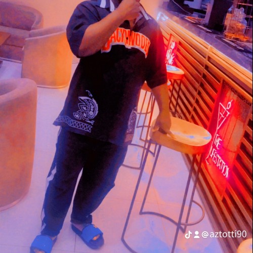 Az T.