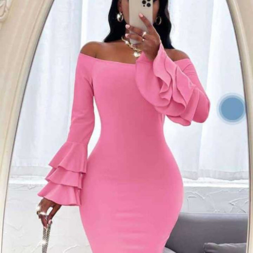 Ella b.