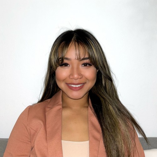 Vivian T.