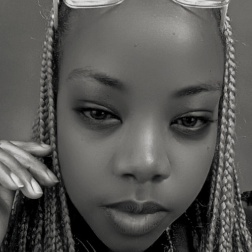 Violet  W. profile photo