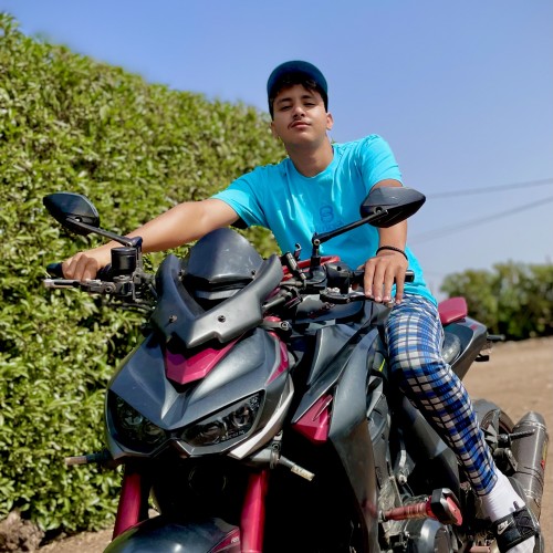 Ayoub T.
