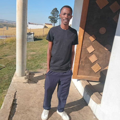 Menzi d. profile photo