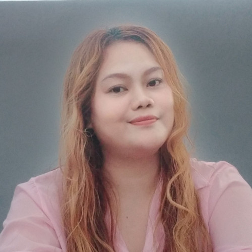 christine d. profile photo