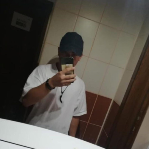 Ionu L. profile photo