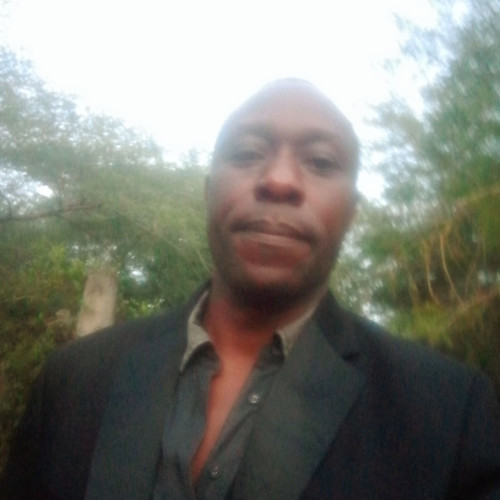 Des M. profile photo