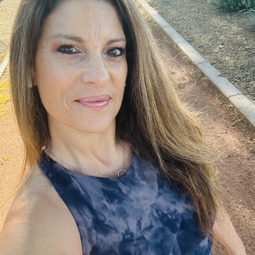 Darlene V. profile photo
