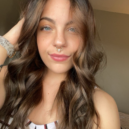 Jada V.