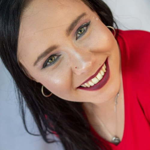 Cat E. profile photo