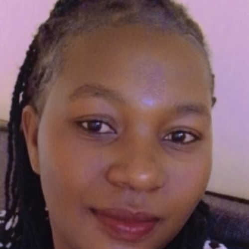 Esther  V. profile photo