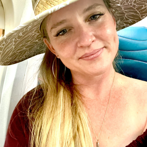 Amanda C.