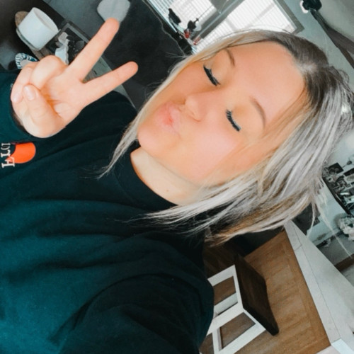 Lacey B. profile photo