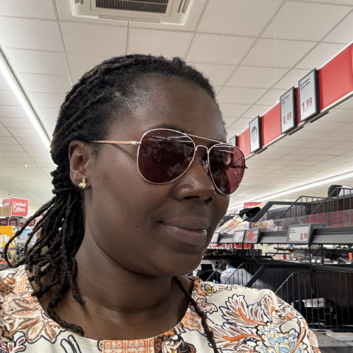 ELIZABETH O. profile photo