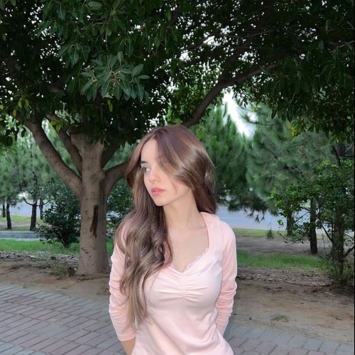 Alina L.