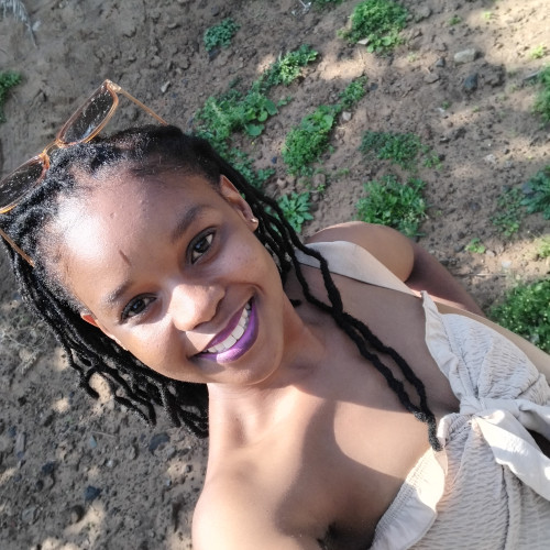 Miss Ledi T. profile photo