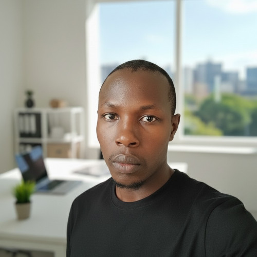 Dash L. profile photo