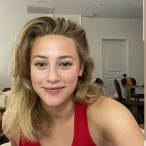 Lili R. profile photo