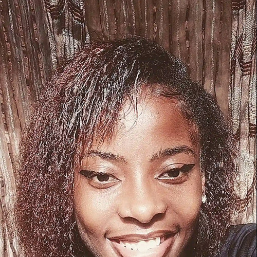Nayra D.