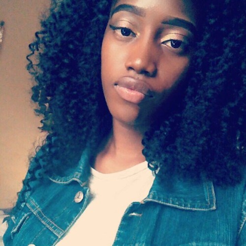 Etombi L. profile photo