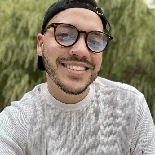 Rez R. profile photo