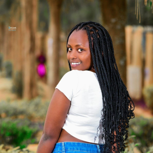 Edna L. profile photo