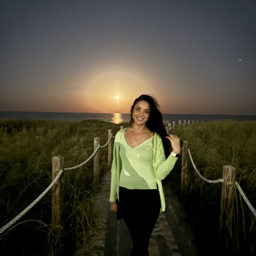 Anna  L. profile photo