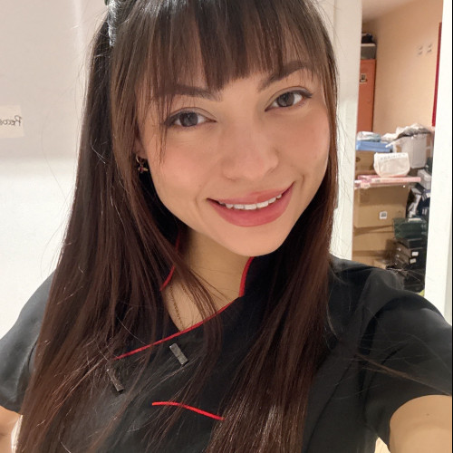 luna A.